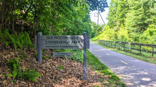 New signage installed at Old Pascommuck property